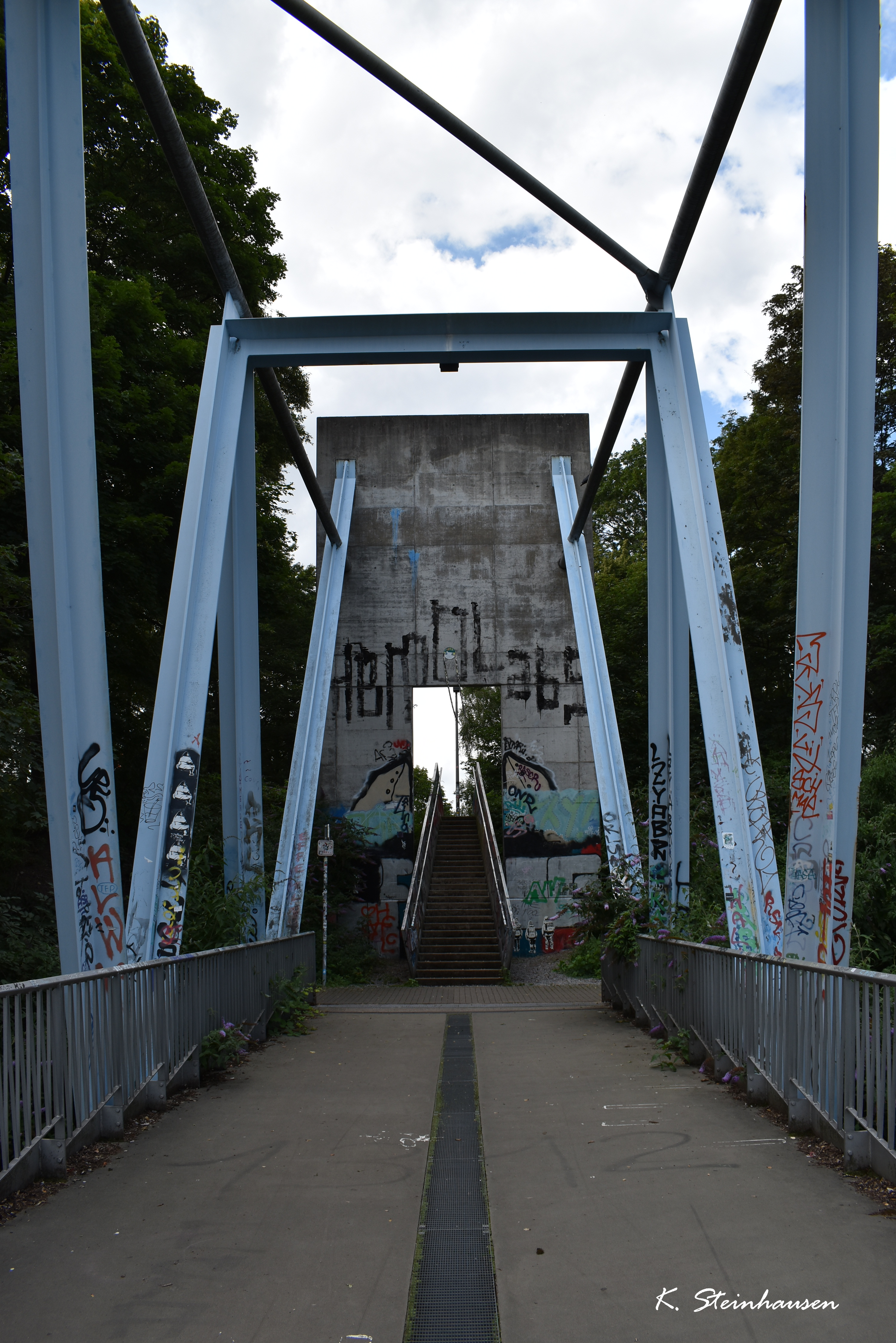 Mehr über den Artikel erfahren Brücke