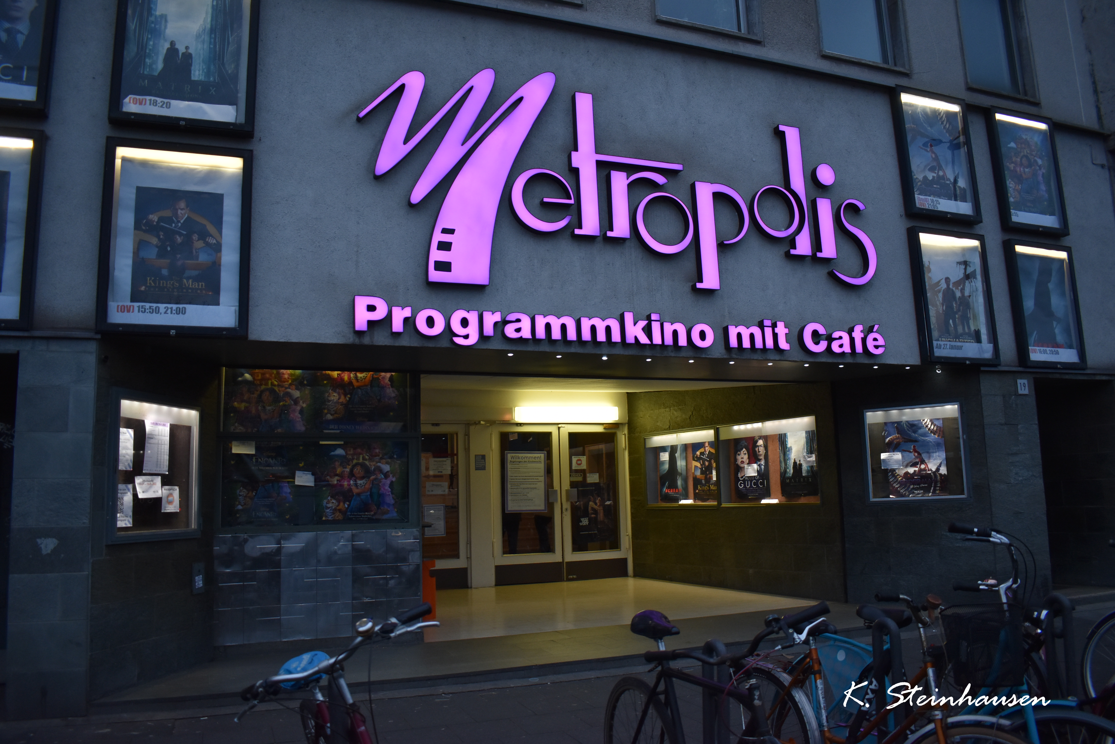 Mehr über den Artikel erfahren Metropolis