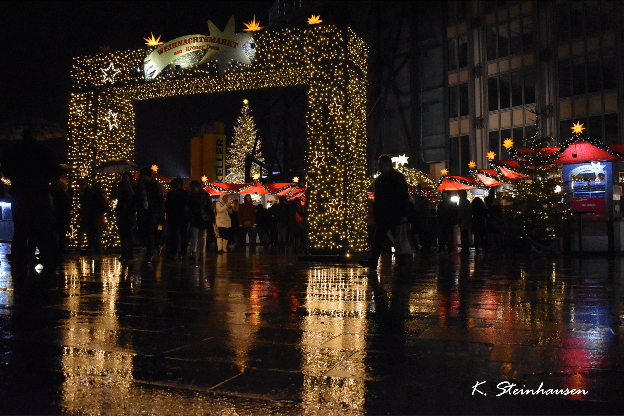 Mehr über den Artikel erfahren Der Weihnachtsmarkt am Dom