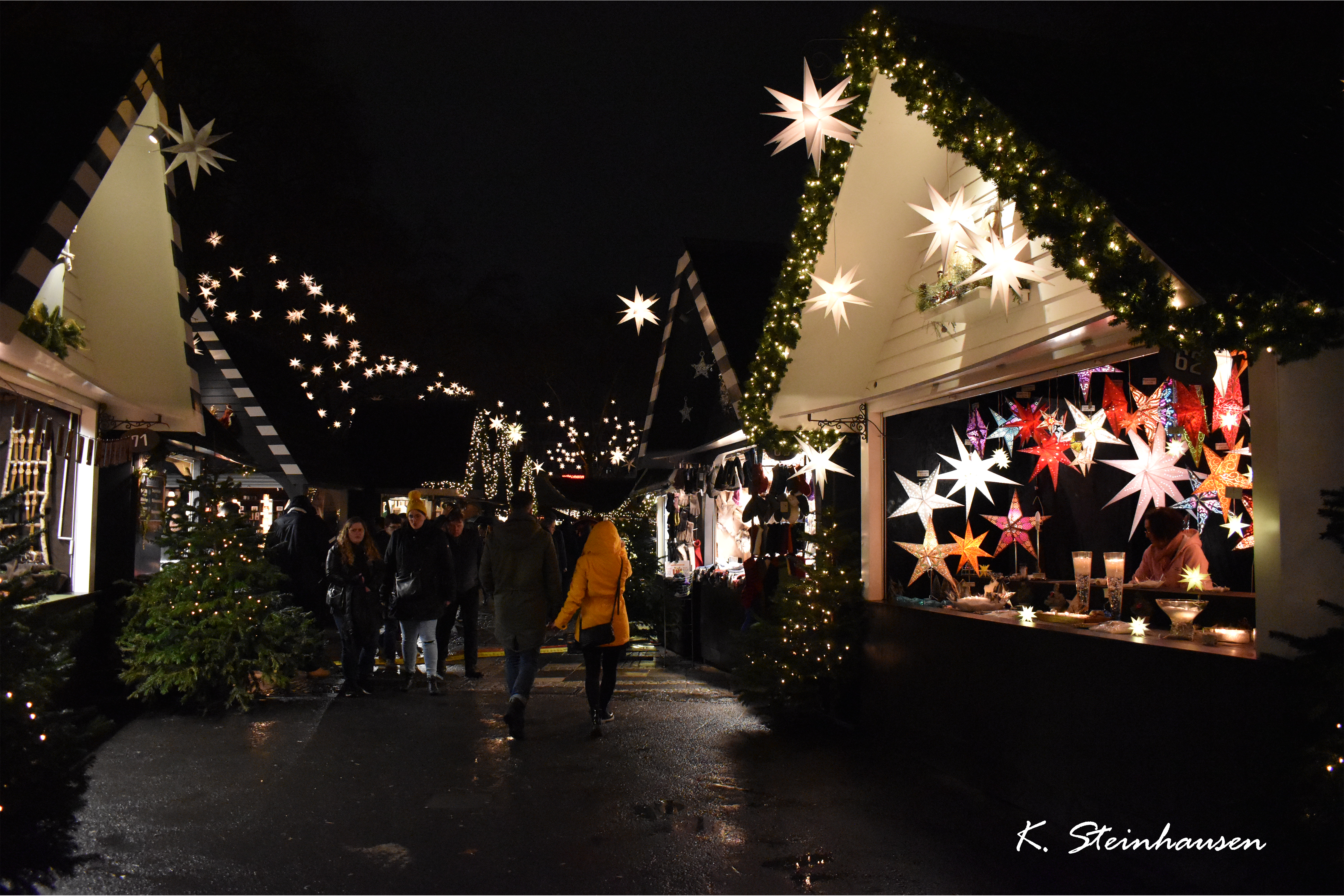 Mehr über den Artikel erfahren Weihnachtsmarkt am Neumarkt