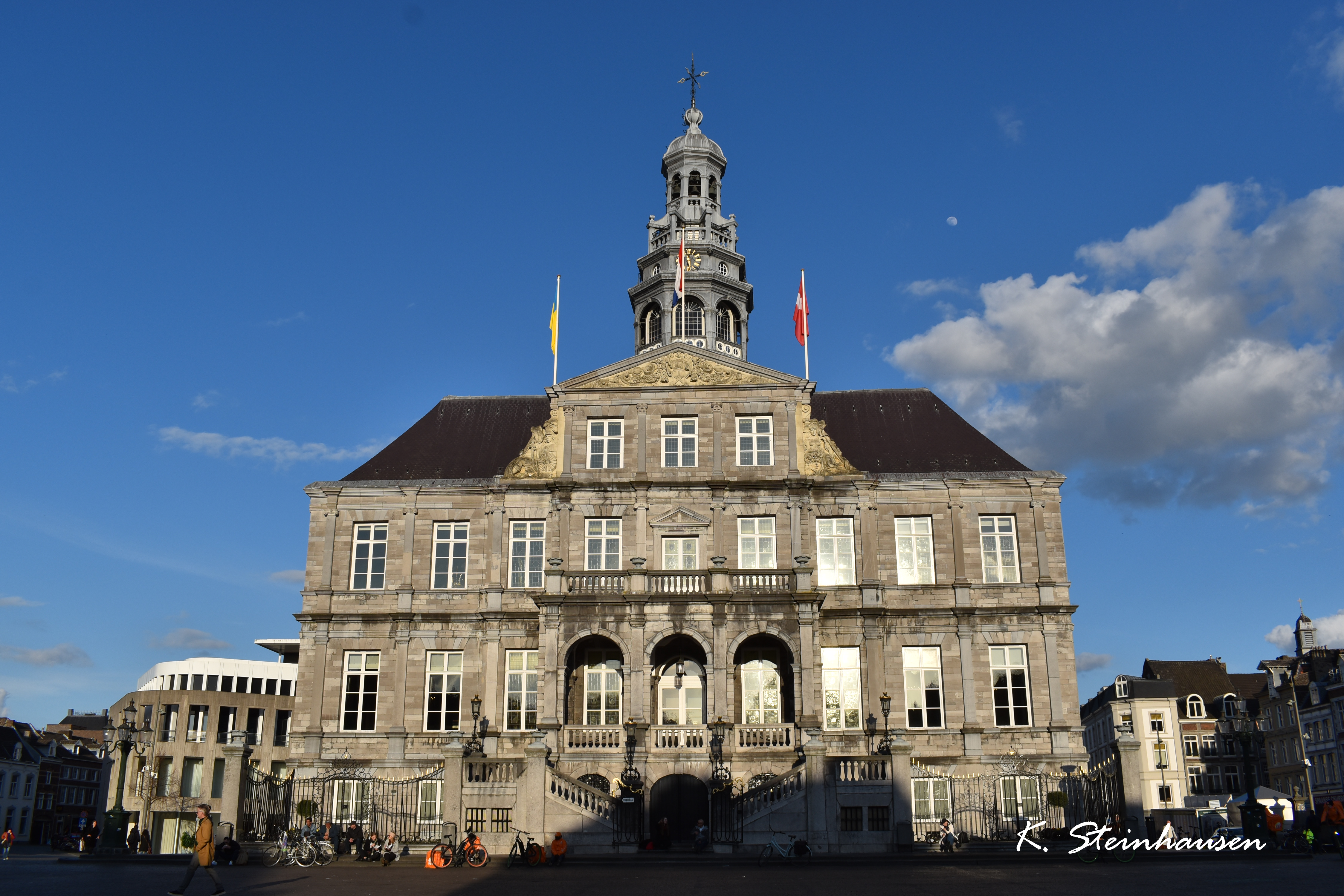 Mehr über den Artikel erfahren Marktplatz