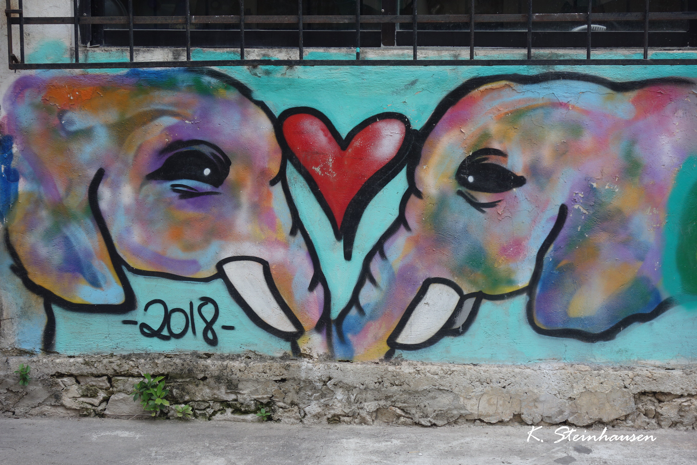 Mehr über den Artikel erfahren Graffitis Cancún