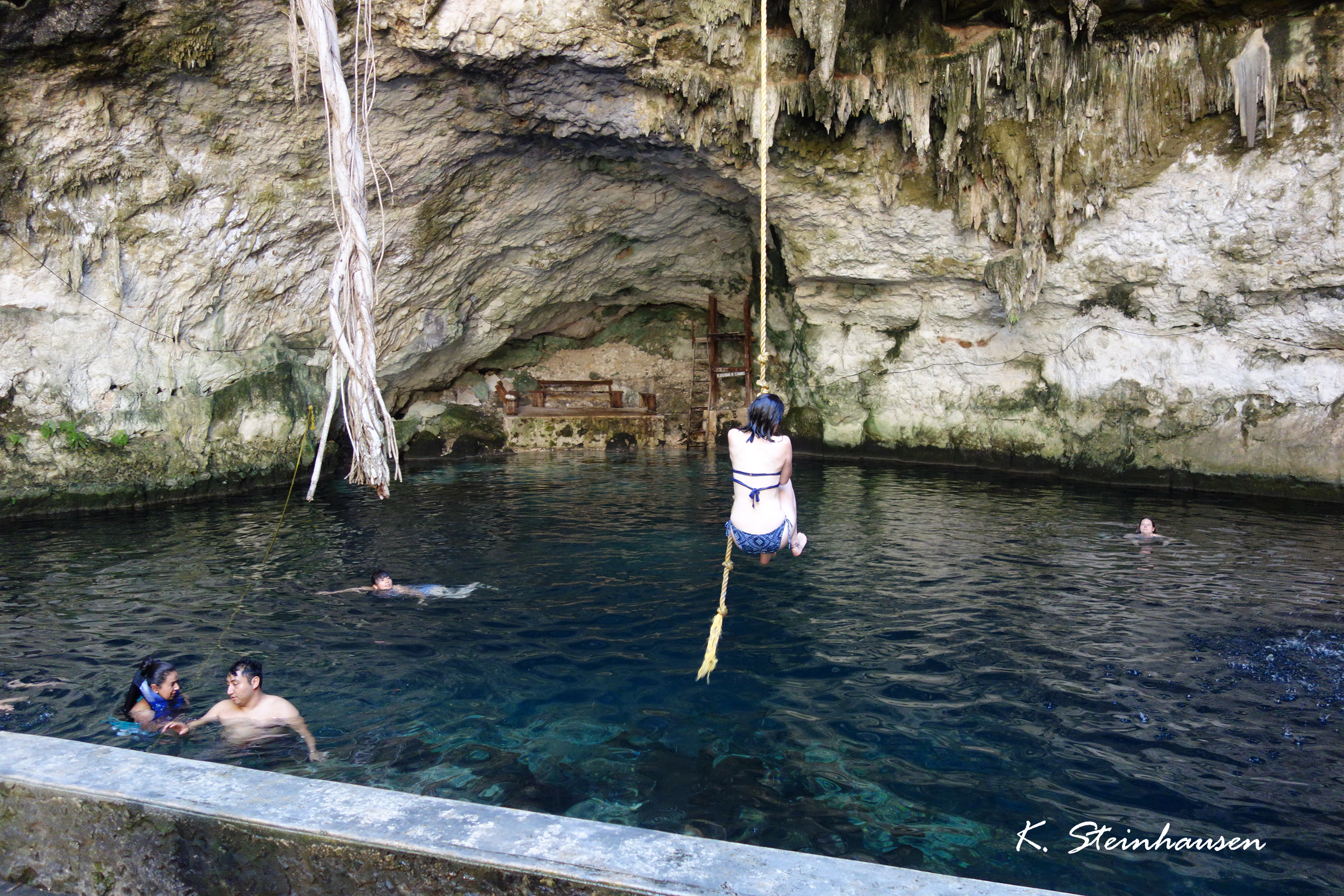 Mehr über den Artikel erfahren Cenote-Tour Mérida