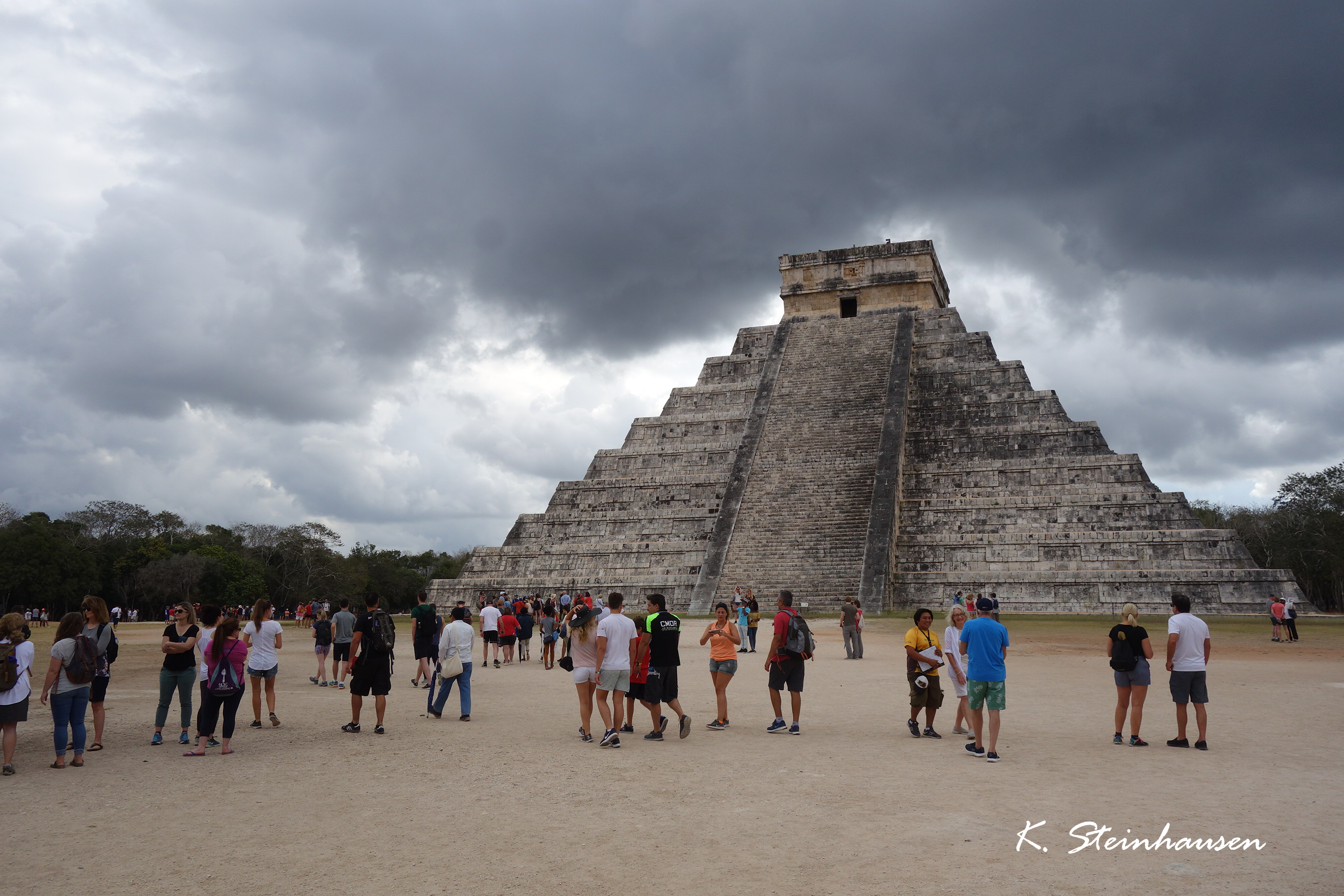 Mehr über den Artikel erfahren Chichén-Itzá