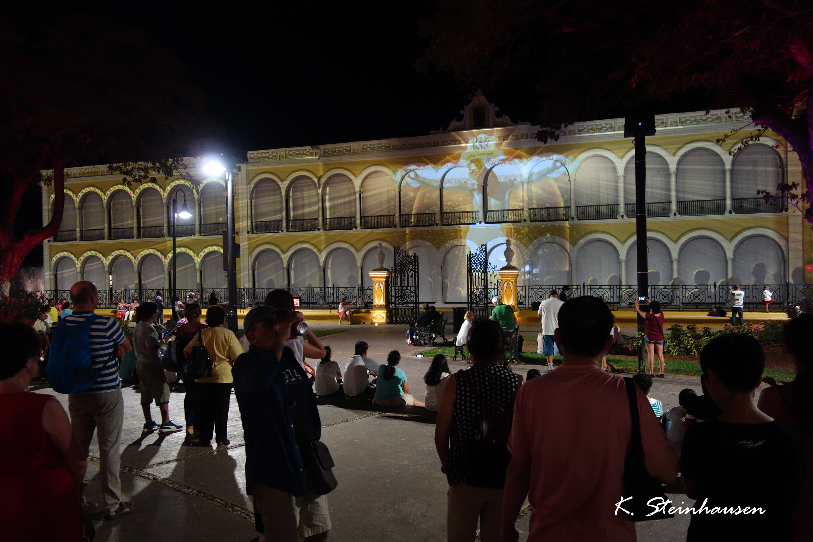 Mehr über den Artikel erfahren Lightshow in Campeche
