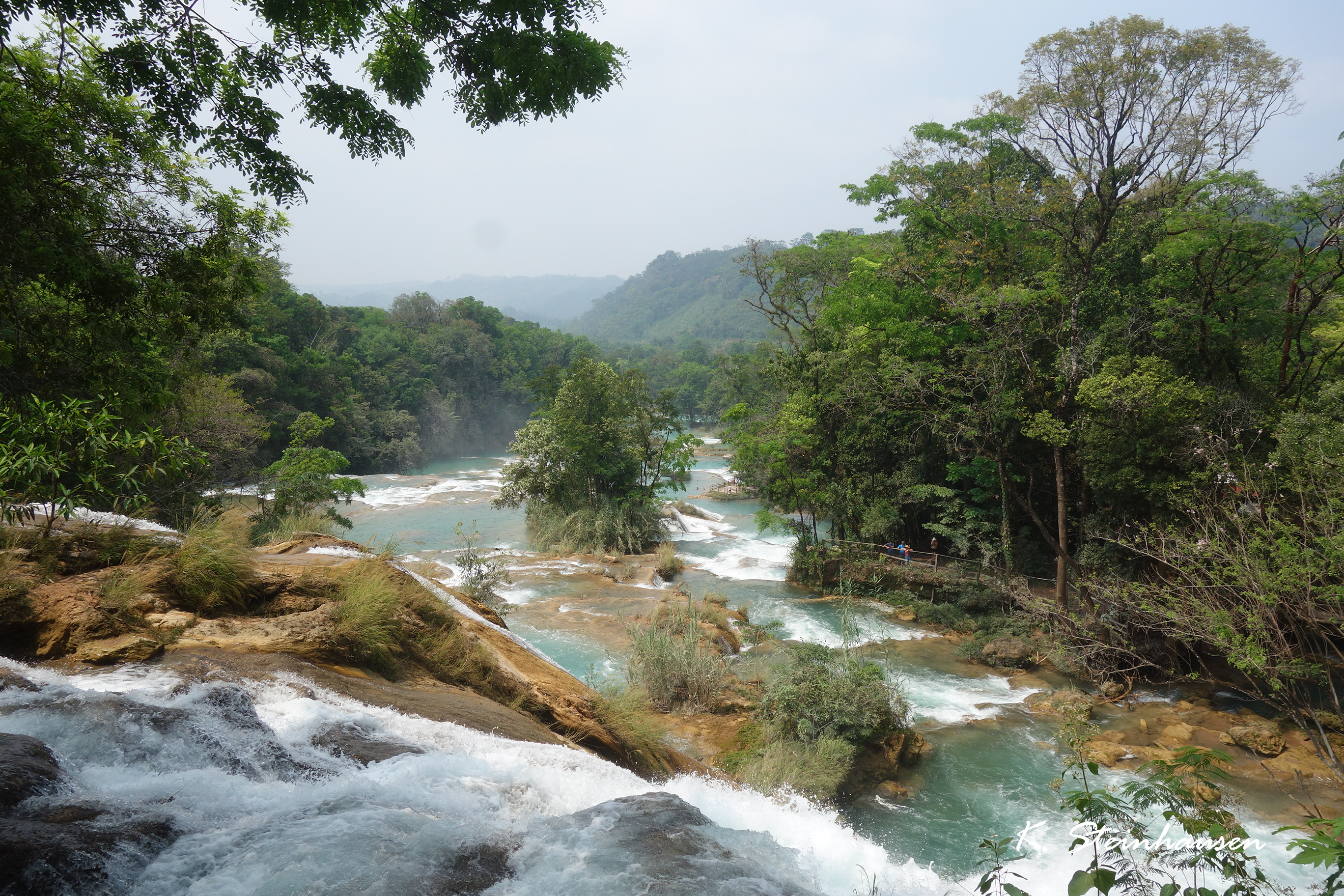 Mehr über den Artikel erfahren Wasserfall Agua Azul