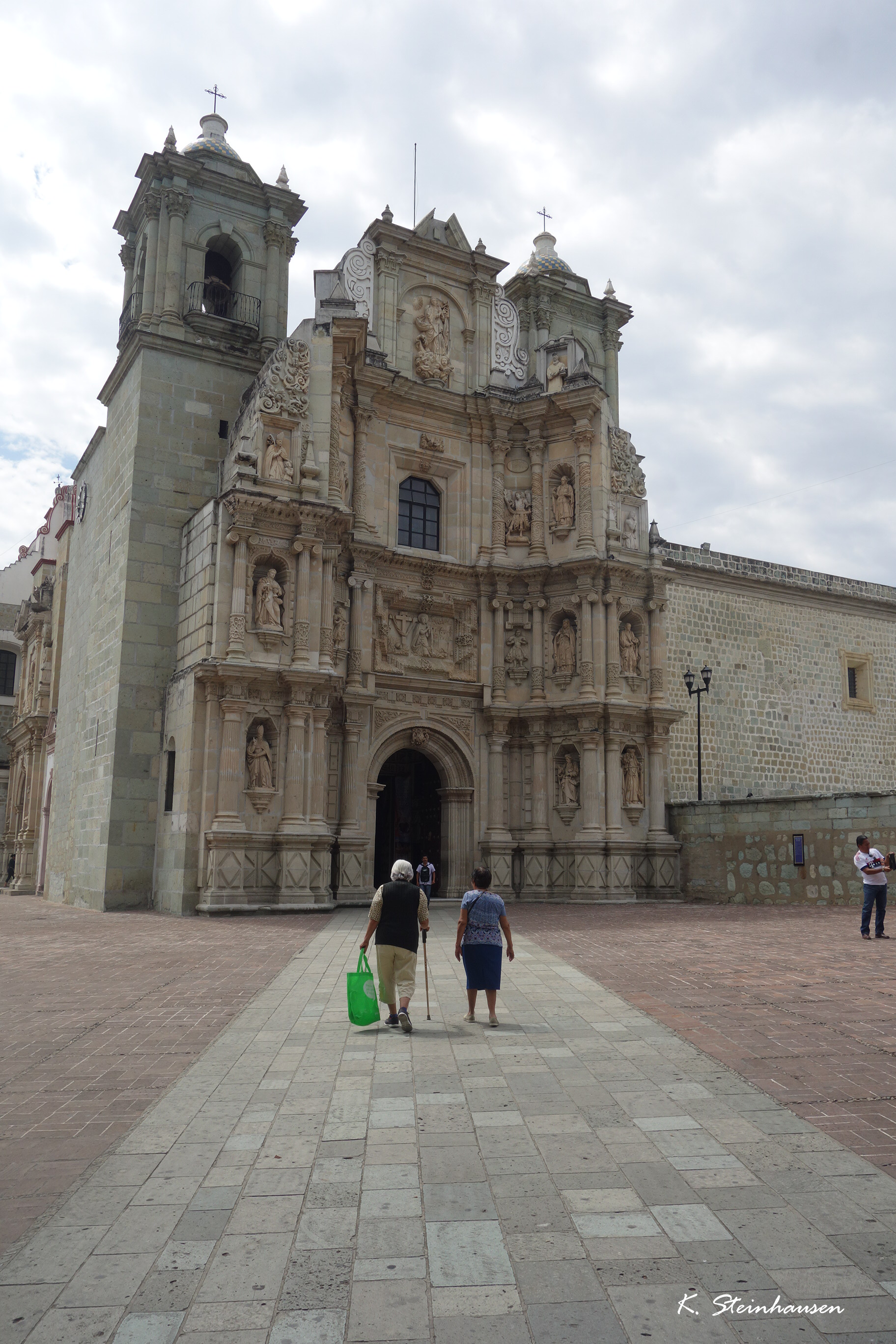 Mehr über den Artikel erfahren Barocke Basilika von Oaxaca