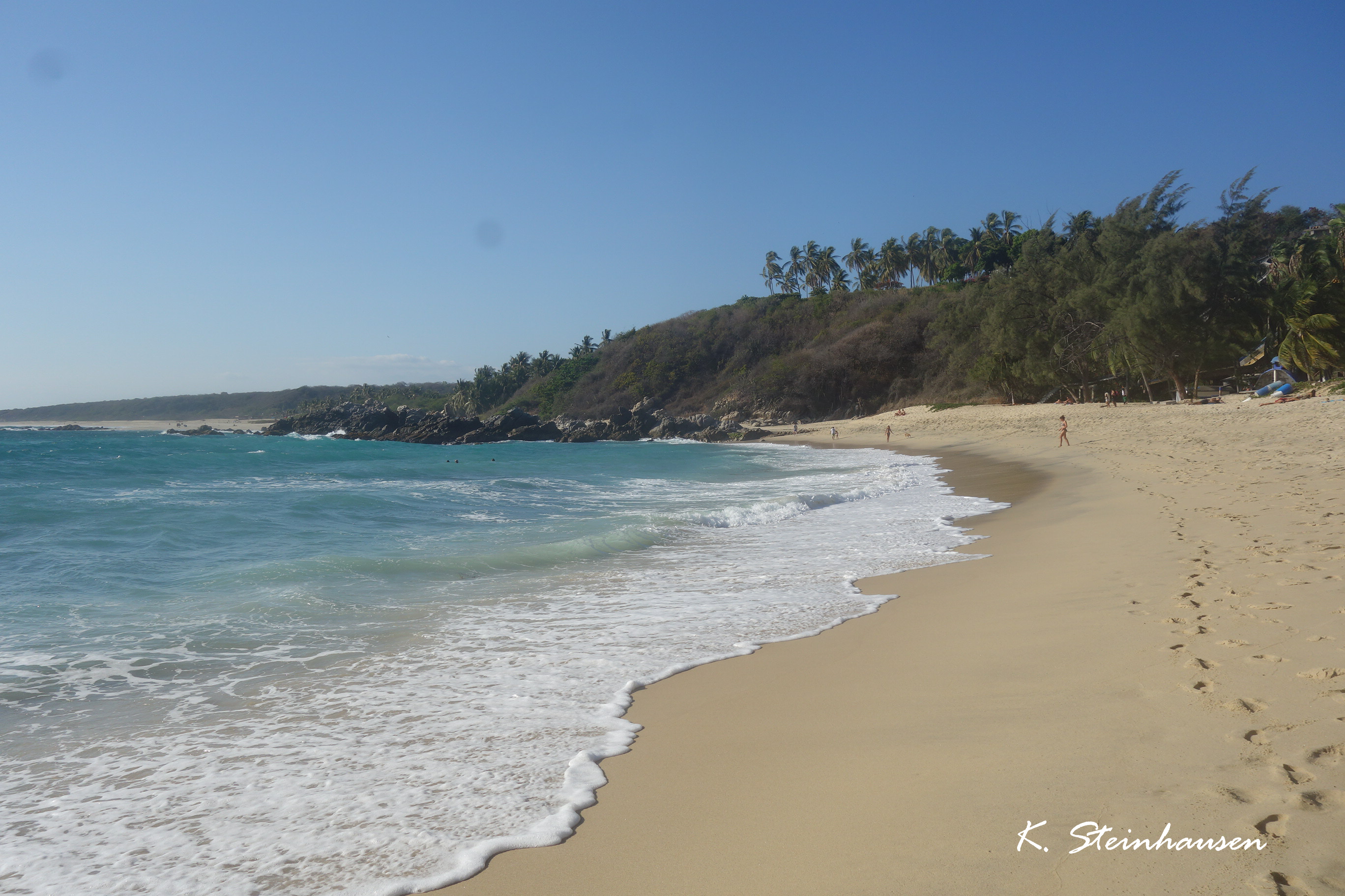 Mehr über den Artikel erfahren Playa Coral in Puerto Escondido