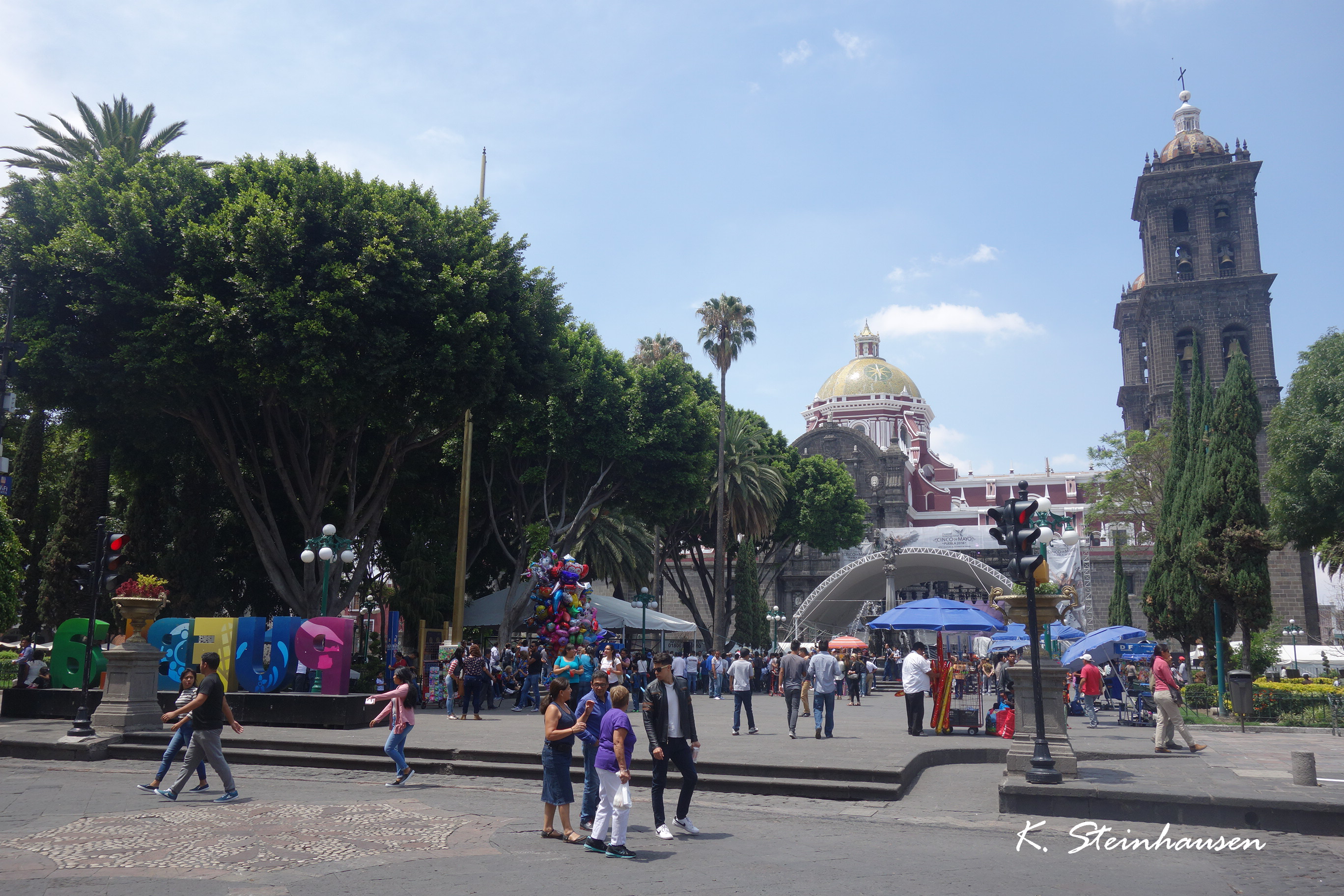 Mehr über den Artikel erfahren Kathedrale und Zócalo von Puebla
