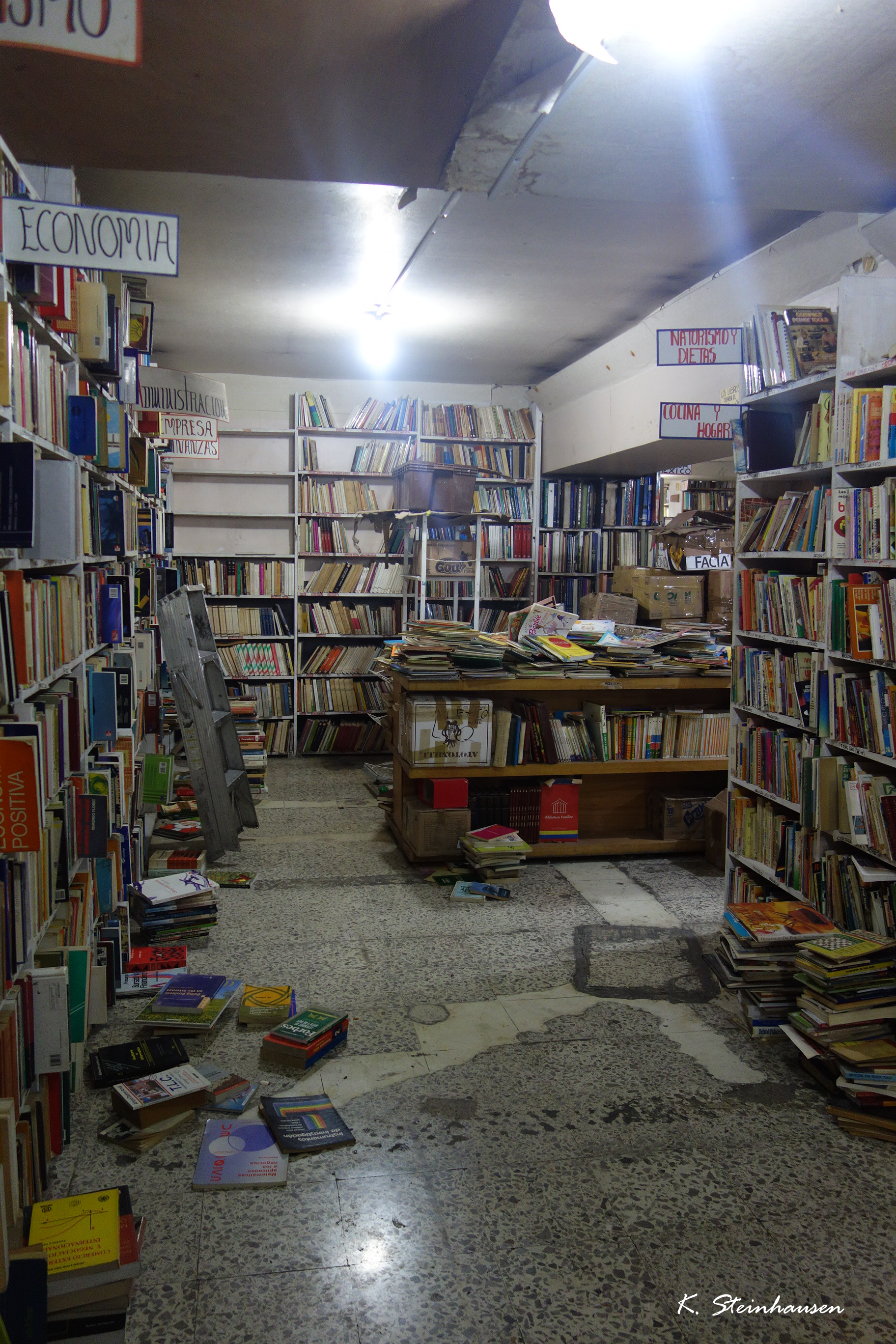 Mehr über den Artikel erfahren Secondhand Buchladen „El Viejo“