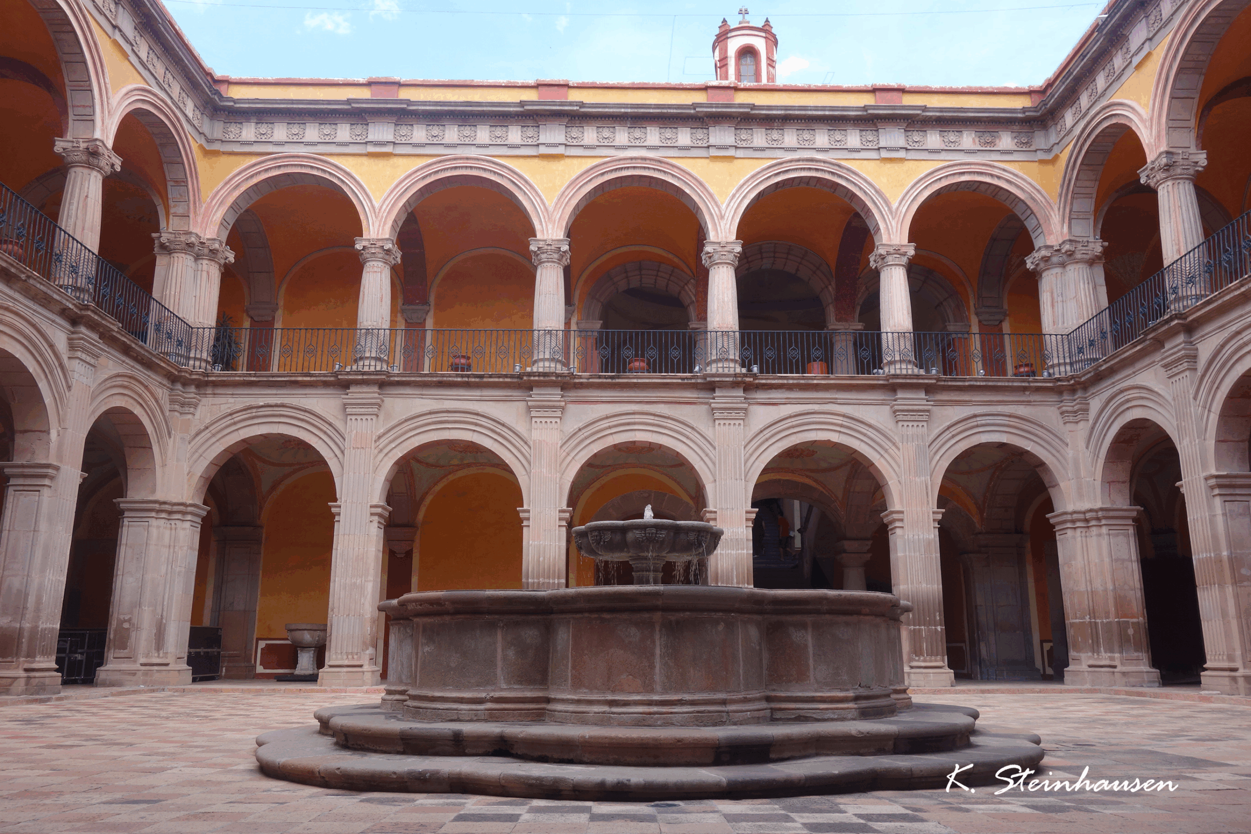Mehr über den Artikel erfahren Rathaus von Querétaro