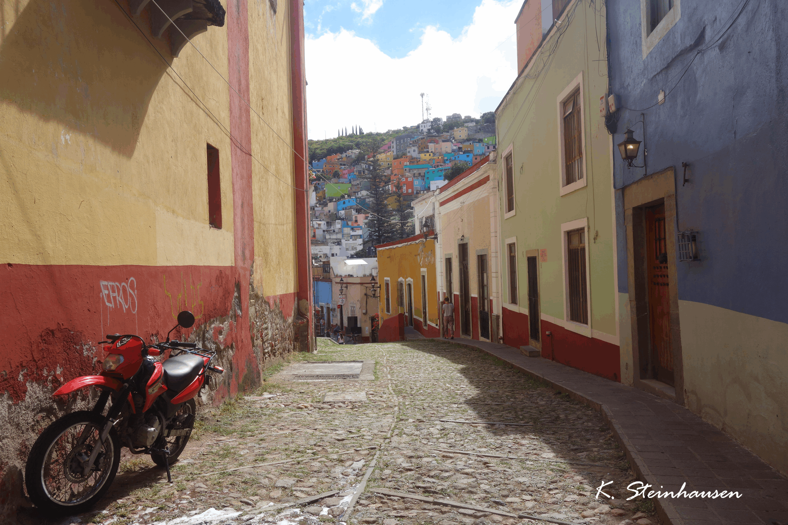 Mehr über den Artikel erfahren Straßen Guanajuato’s