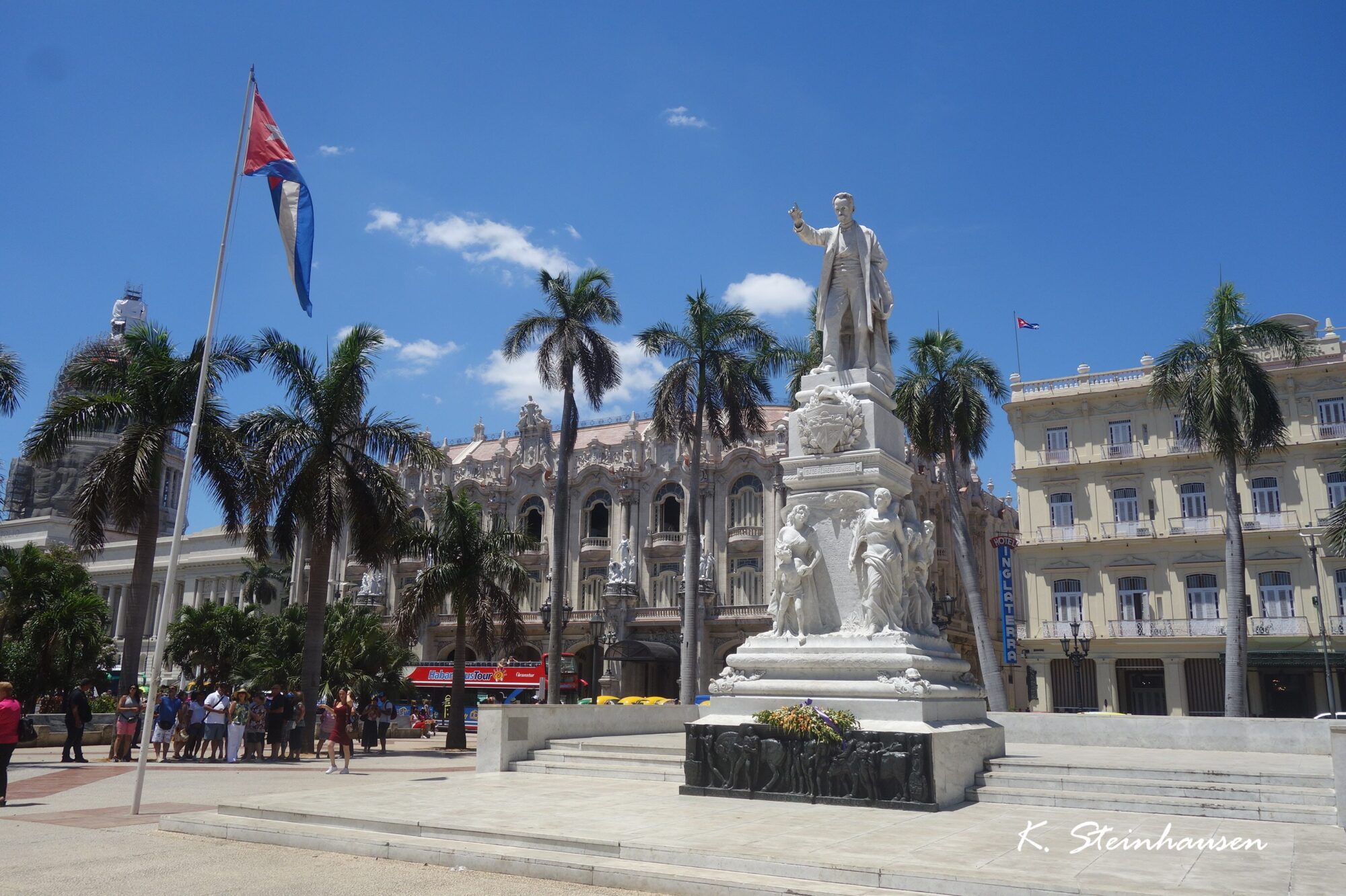 Mehr über den Artikel erfahren Zentral Park & Paseo del Prado y de Colón