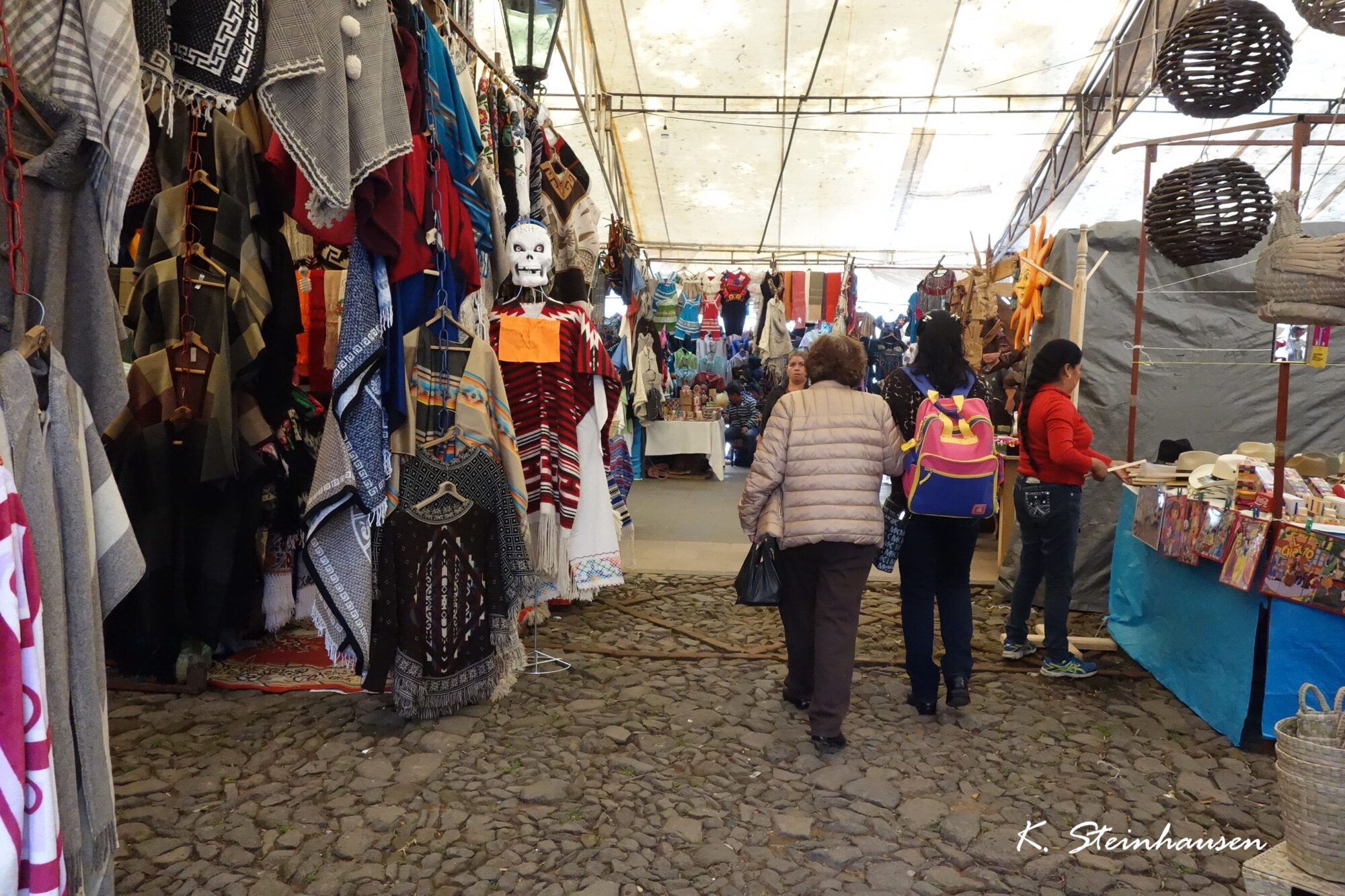 Mehr über den Artikel erfahren Markt Día de los Muertos – Patzcuaro