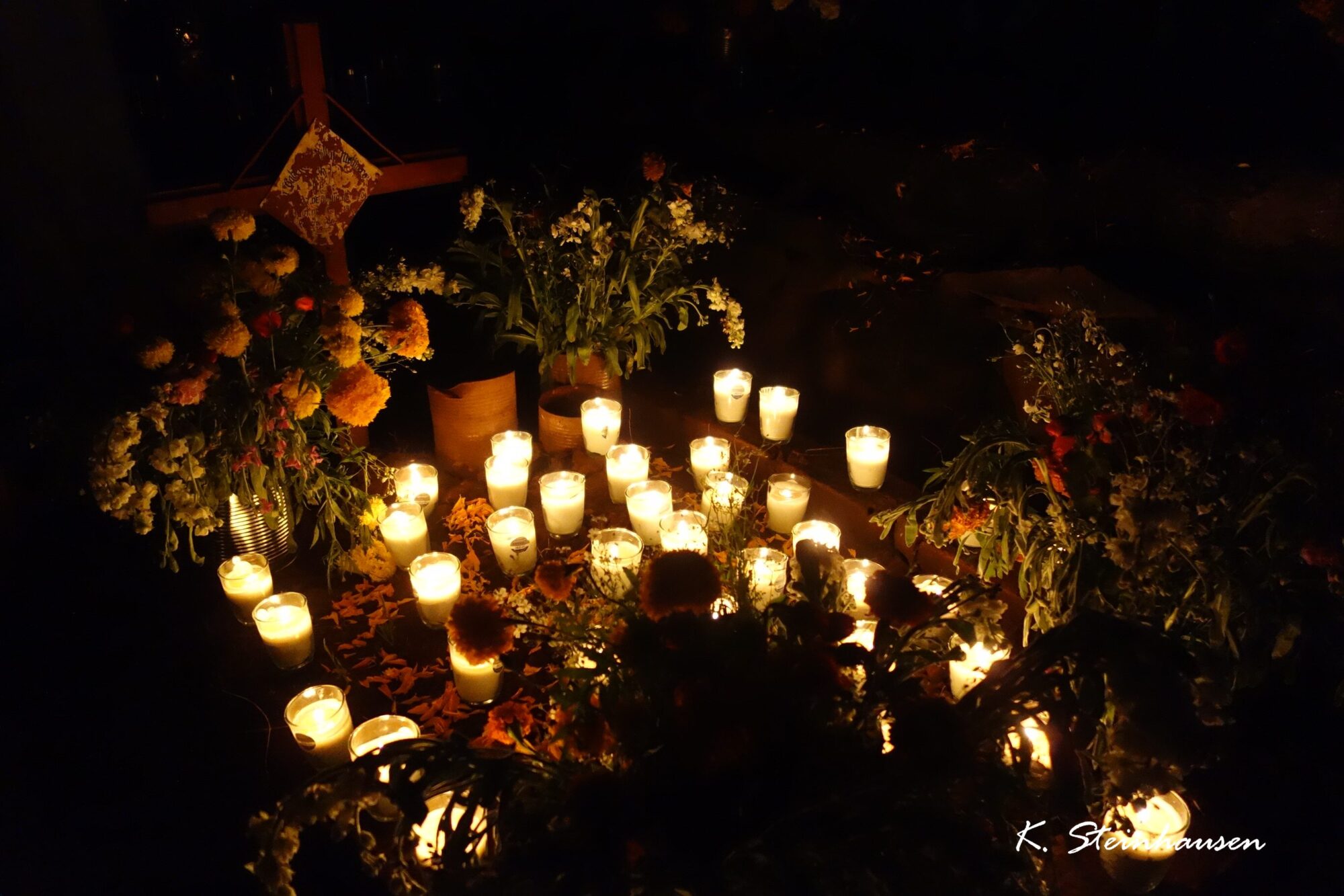 Mehr über den Artikel erfahren Tzintzuntzan – Día de los Muertos