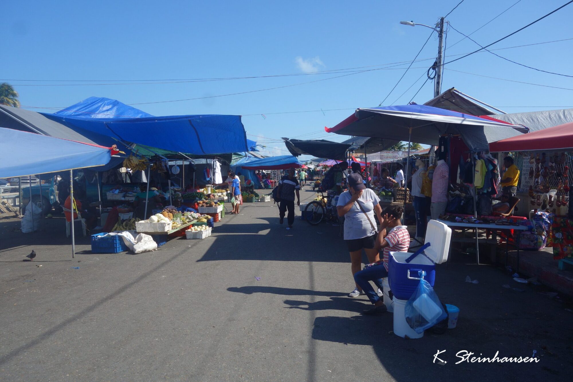Mehr über den Artikel erfahren Markt & Bus Terminal – Belize City
