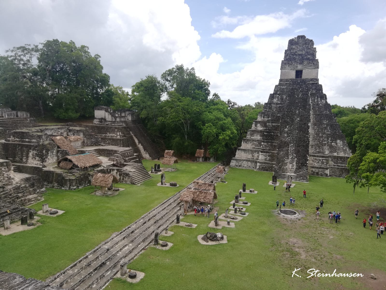 Mehr über den Artikel erfahren Ruinenstätte Tikal