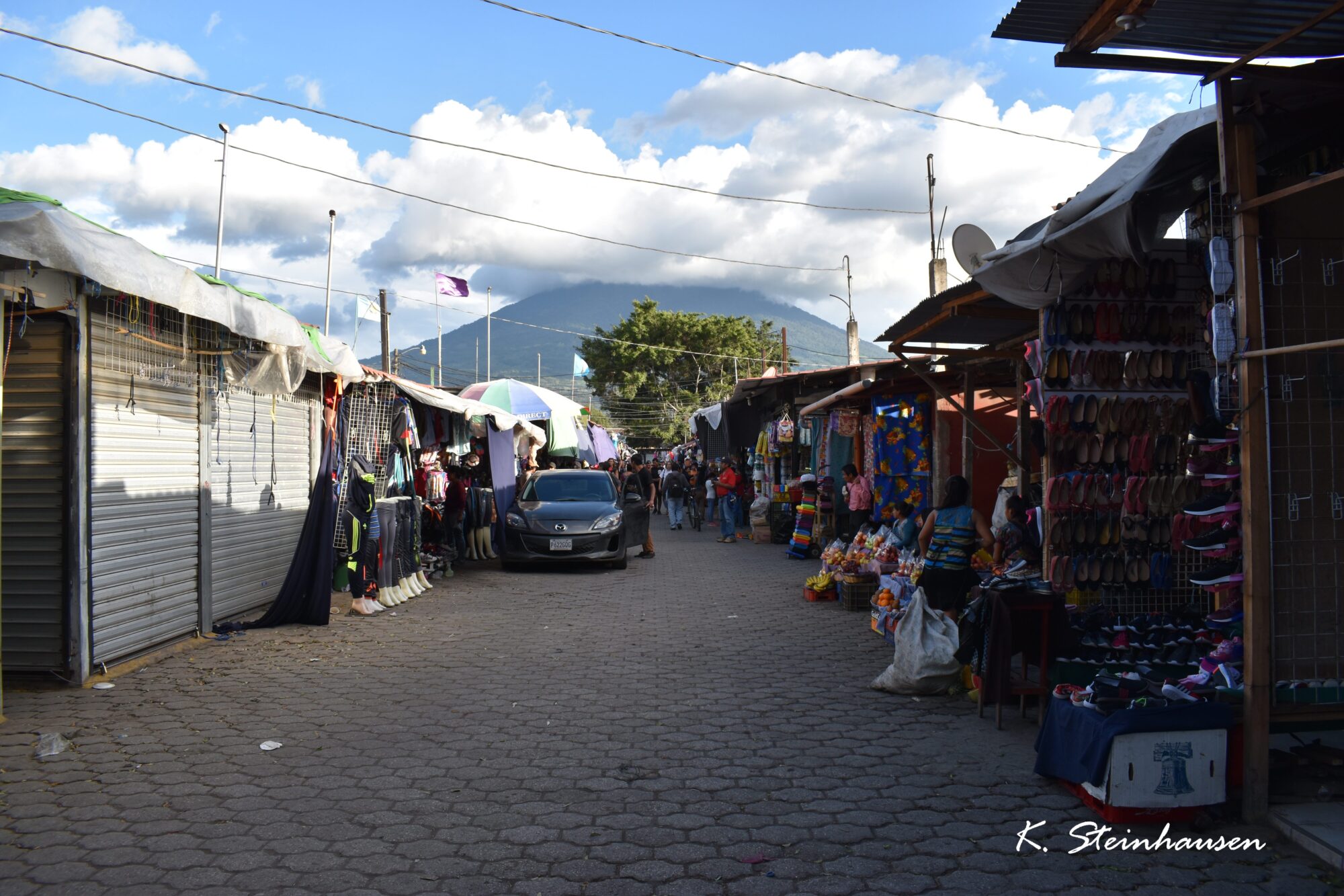 Mehr über den Artikel erfahren Lokaler Markt – Antigua